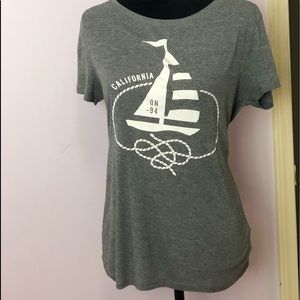 Old Navy Gray T-shirt